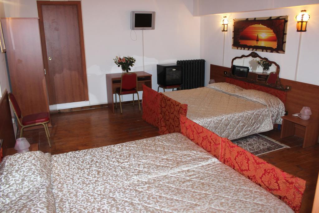 Bed & Breakfast Residenza Della Spada 3*